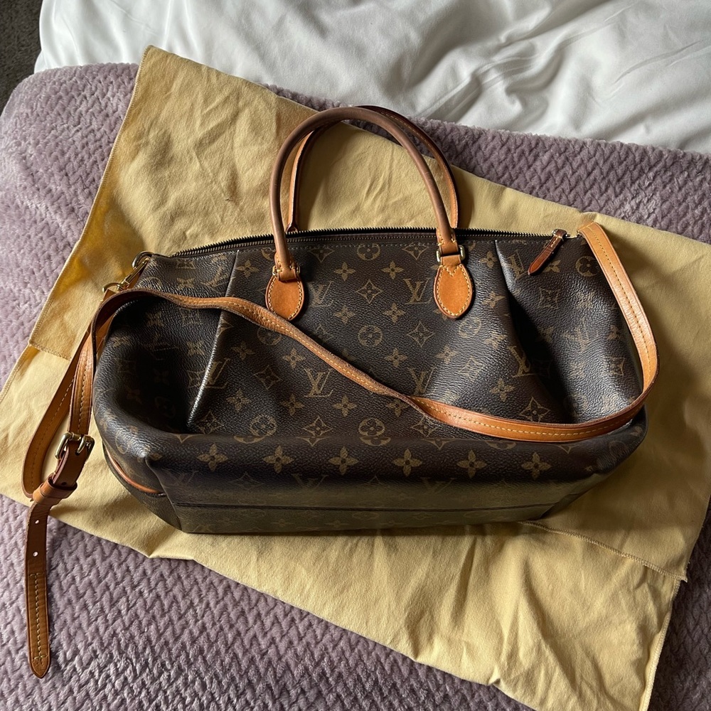 Louis Vuitton Turenne MM Bag